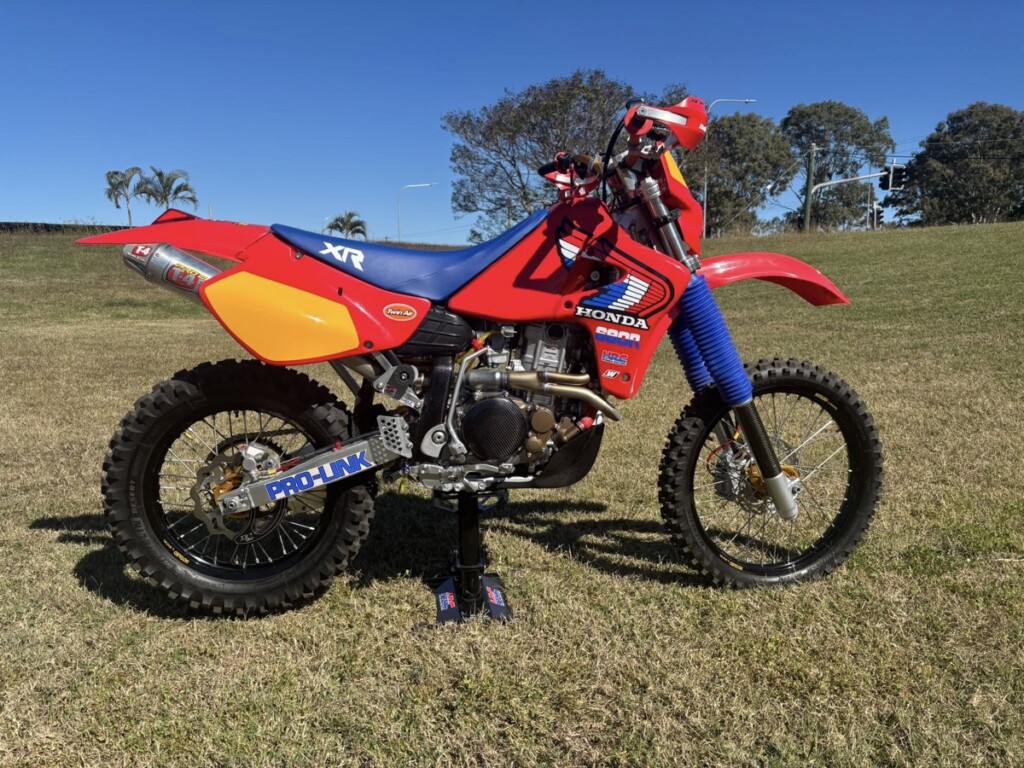 Honda XR650R Restomod