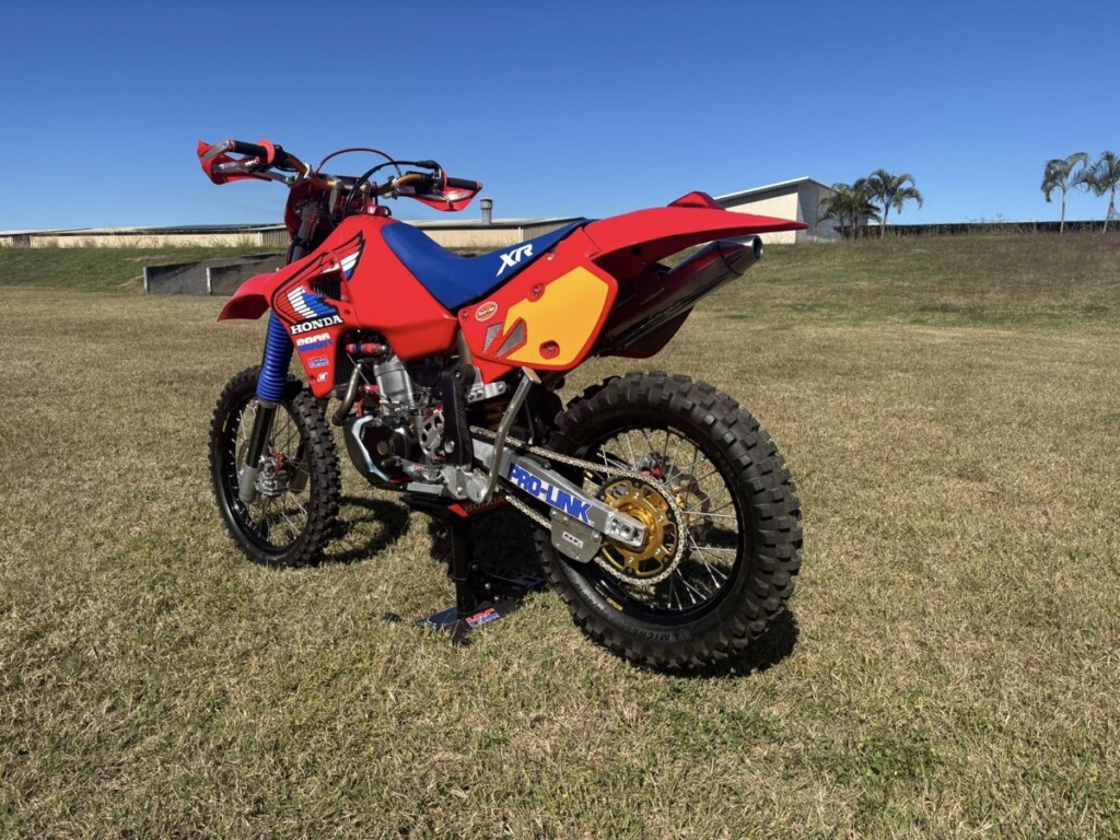 Honda XR650R Restomod