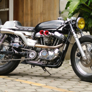 XL1200 Cafe Racer