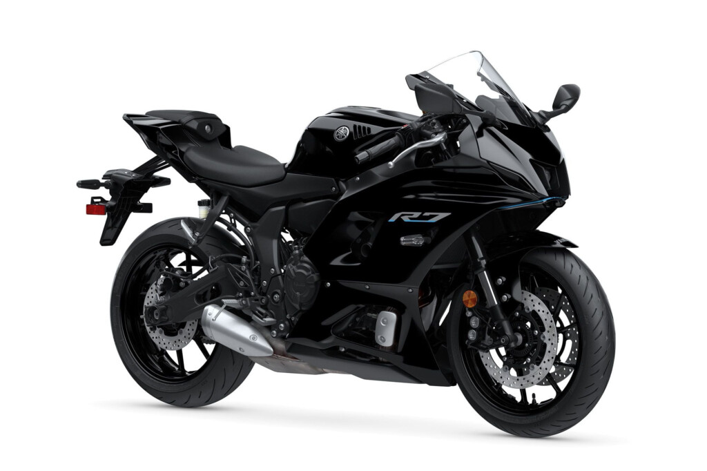 Yamaha R7 Review