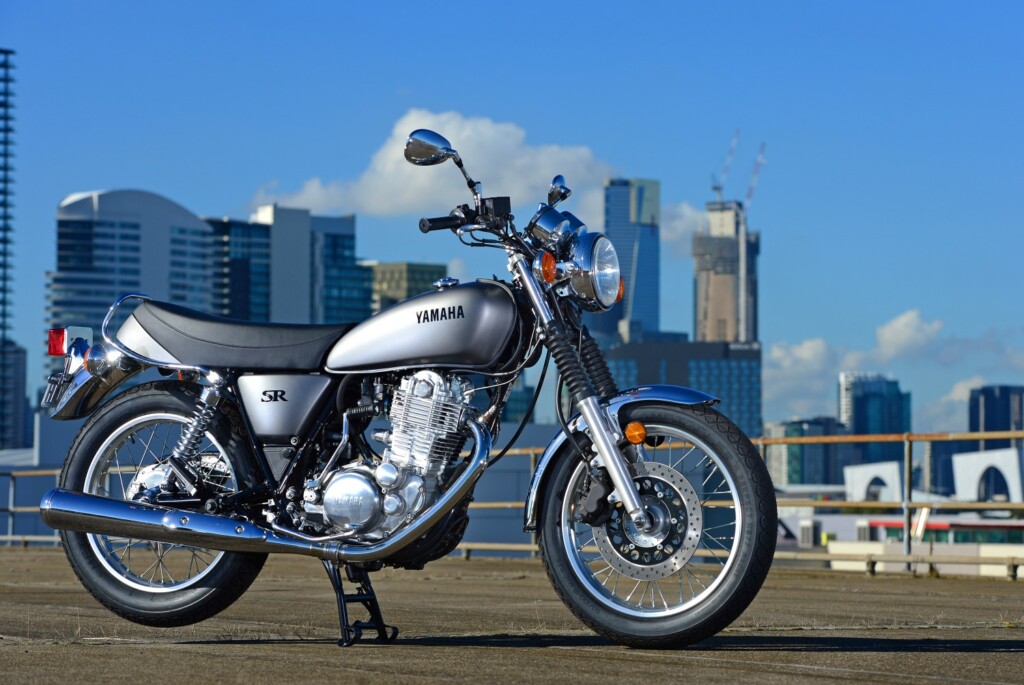 Yamaha SR400