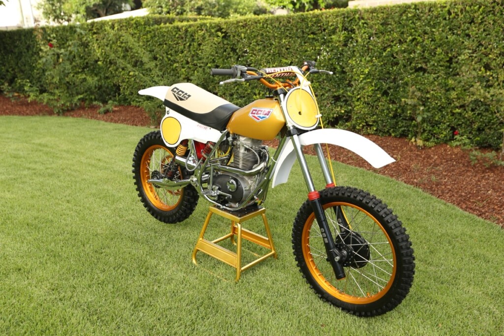 CCM 500 4 Valve Works Replica