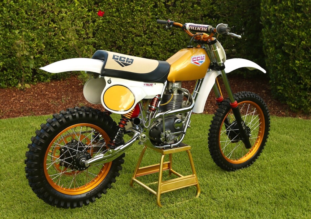 CCM 500 4 Valve Works Replica