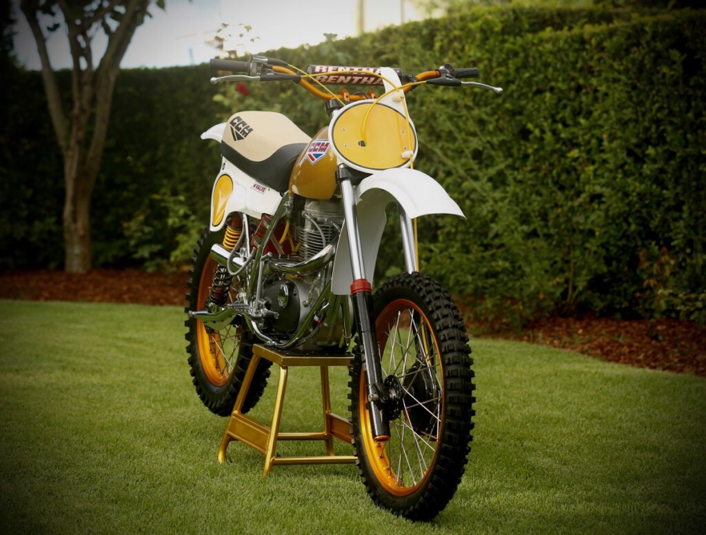 CCM 500 4 Valve Works Replica