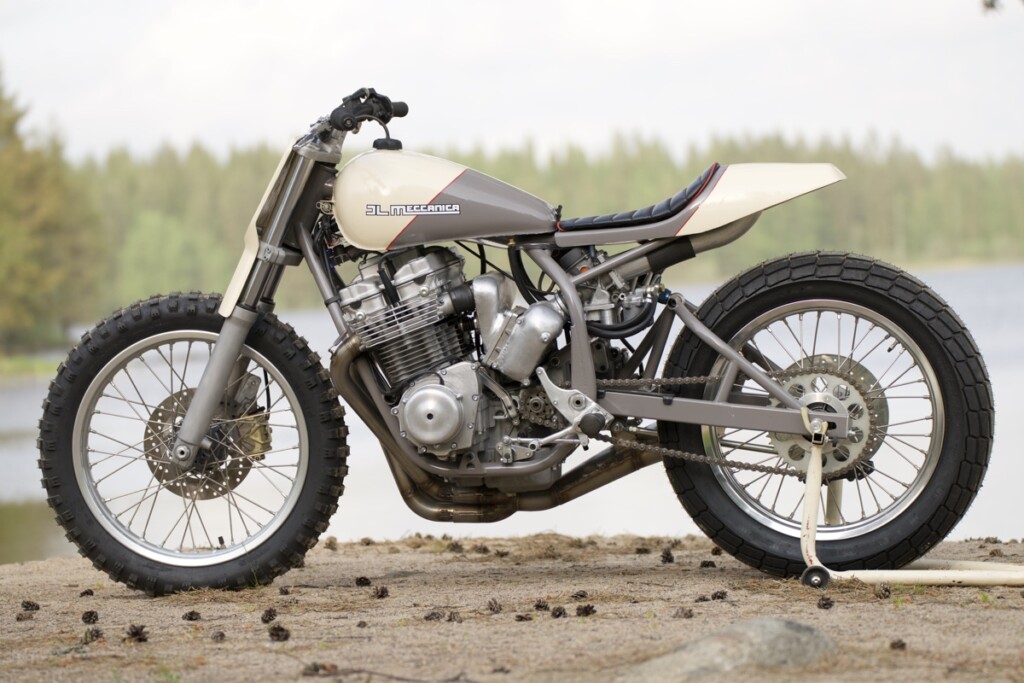Supercharged GSX1100 Flat Tracker