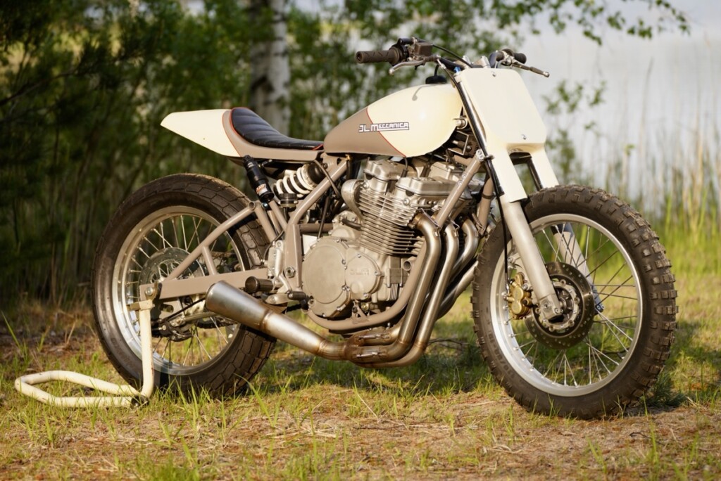 Supercharged GSX1100 Flat Tracker