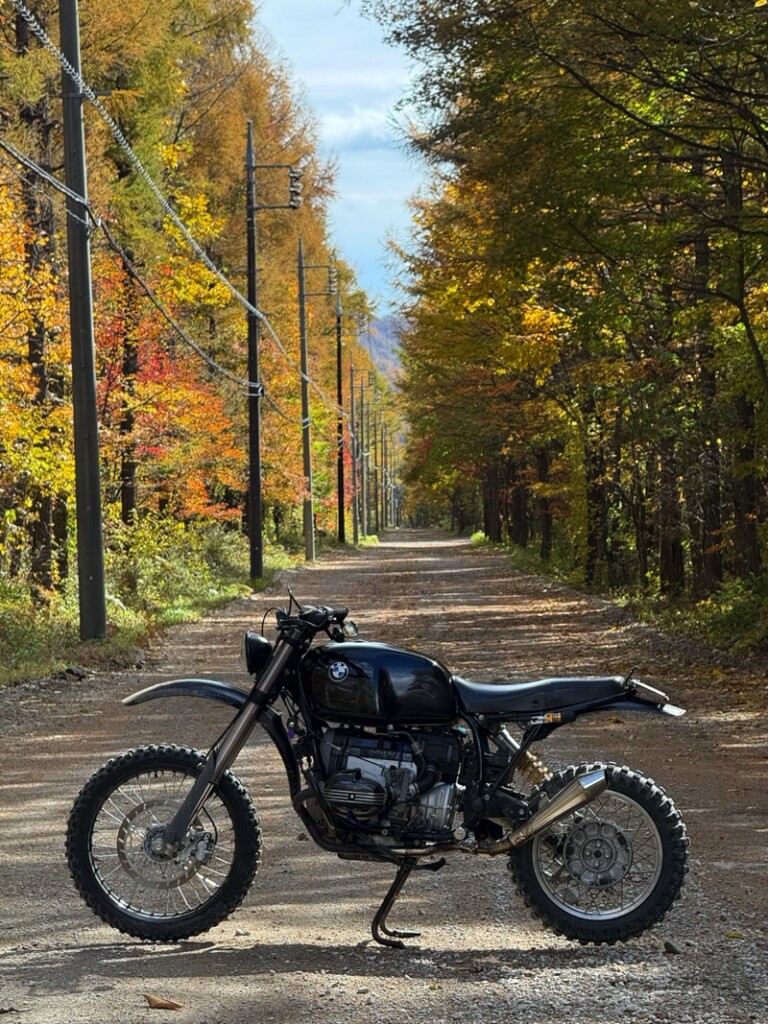 Lightweight Boxer: BMW “R100R改” Scrambler – BikeBound