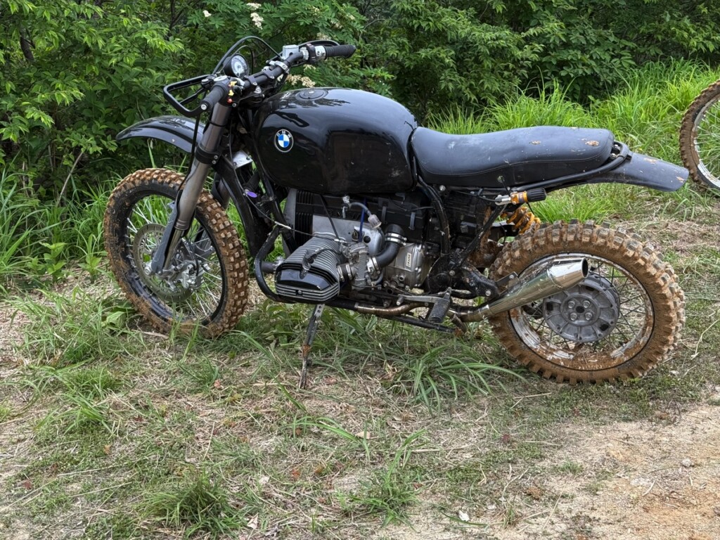 BMW R100R Scrambler