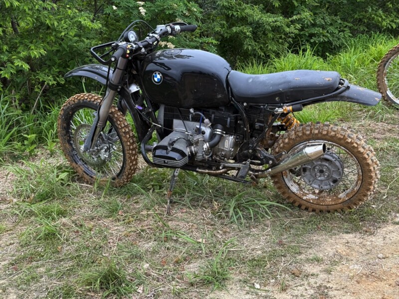 Lightweight Boxer: BMW “R100R改” Scrambler – BikeBound