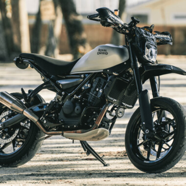 Royal Enfield Guerrilla 450 Supermoto