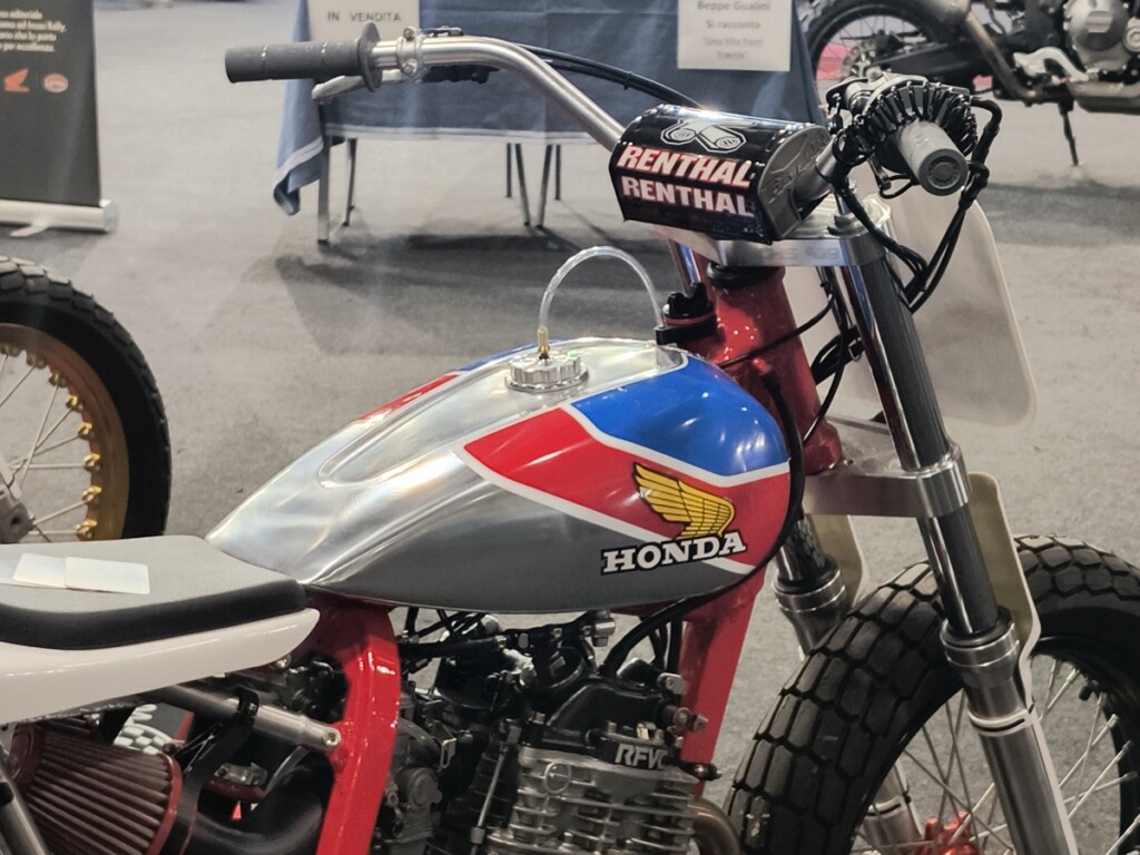 Honda XL600R Flat Tracker