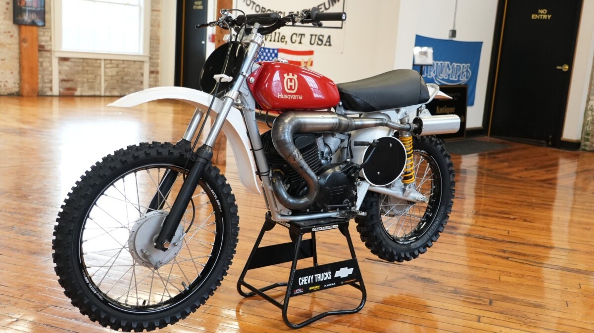 Husqvarna 400 CR Restomod