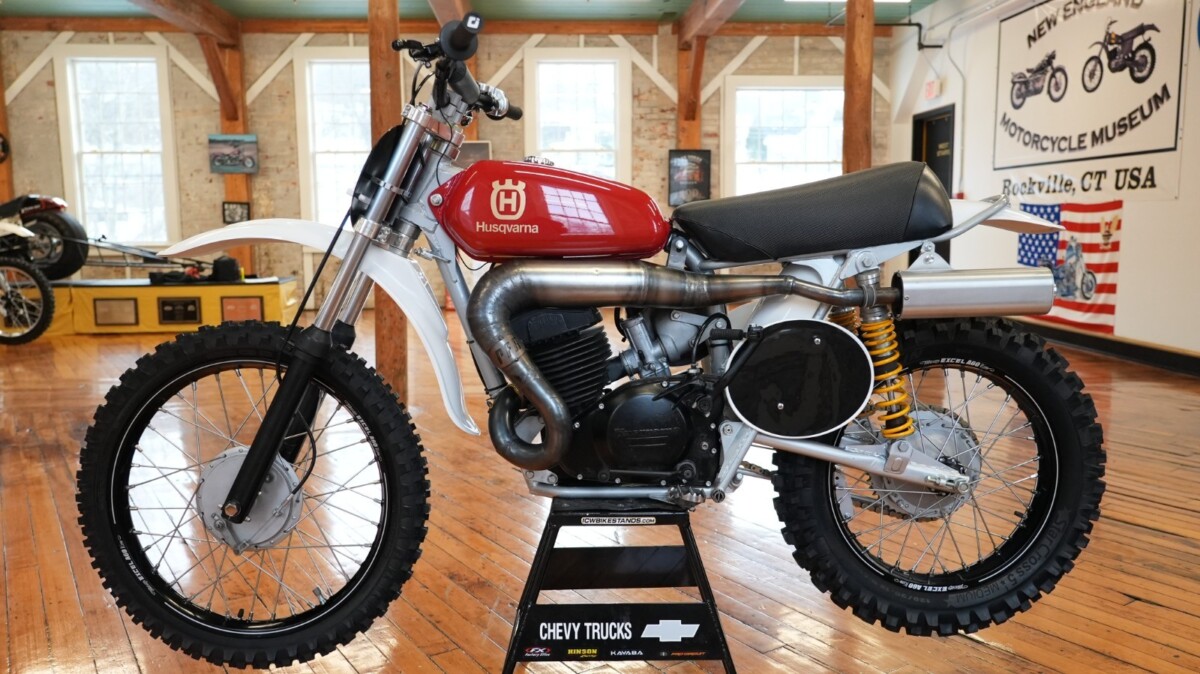 Husqvarna 400 CR Restomod