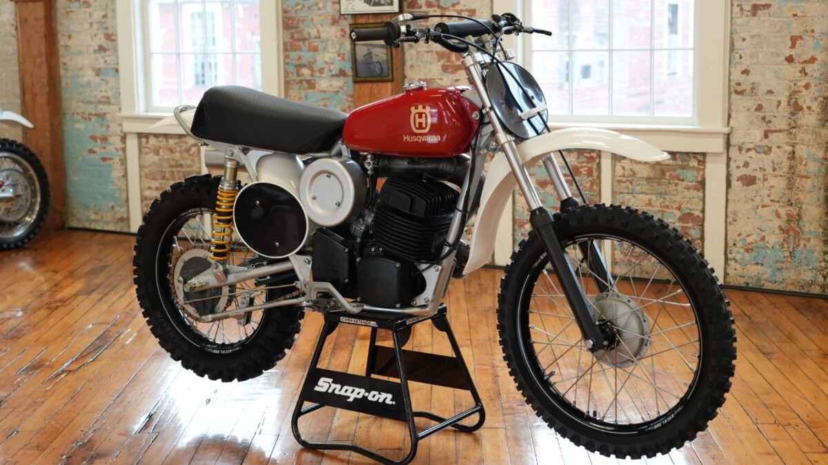 Husqvarna 400 CR Restomod