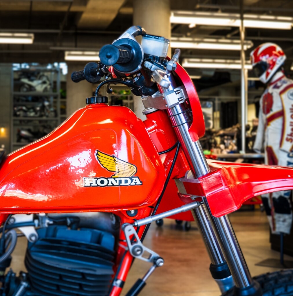 Superbikers Honda RC500 Steve Wise