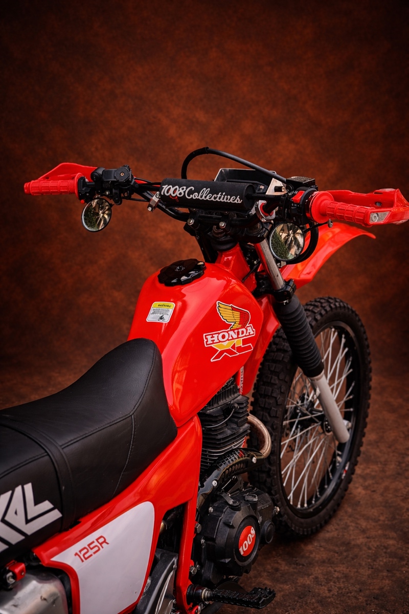 HONDA バイクモデル レッド Little Red: 250cc Honda XL125R Restomod – BikeBound