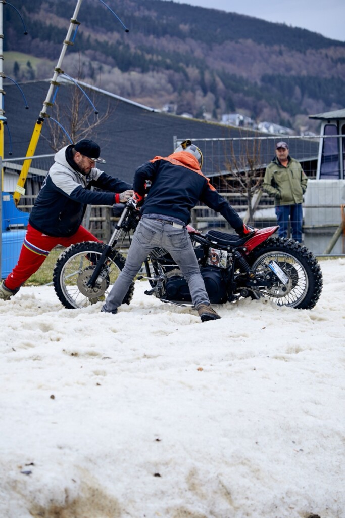 Snowhill Race