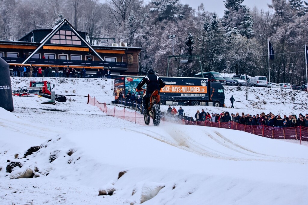 Snowhill Race