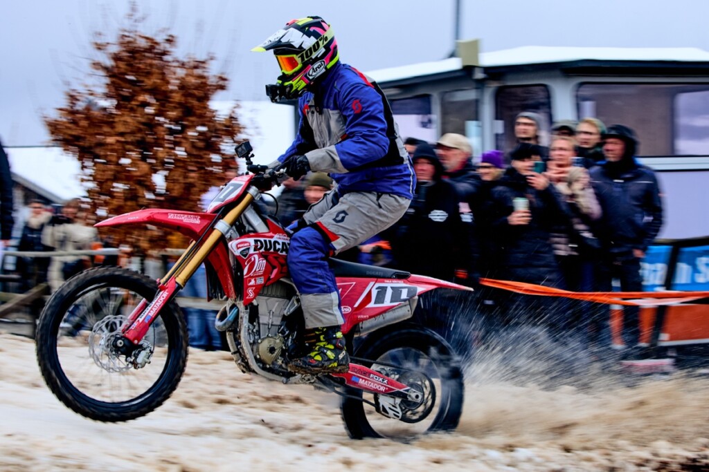 Snowhill Race