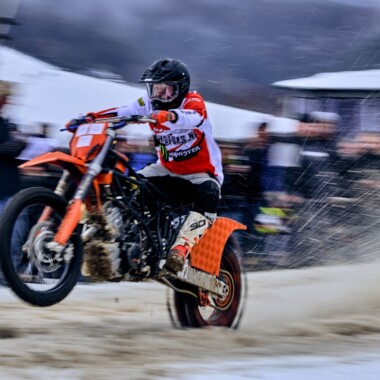 Snow Race