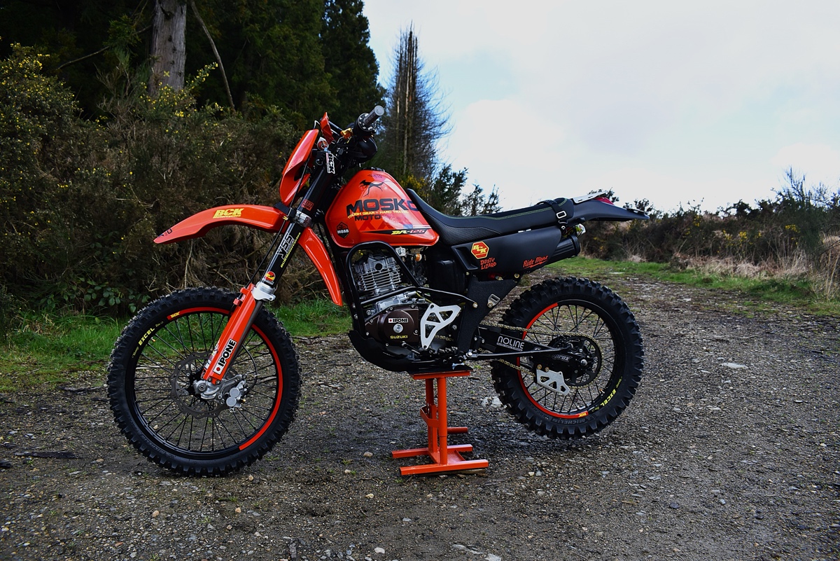 Dusty Lizard Runner: Suzuki DR125 Restomod – BikeBound