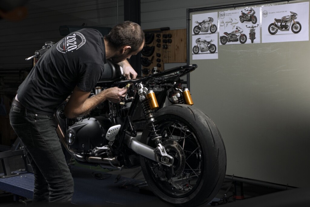 Triumph Thruxton RS Cafe Racer