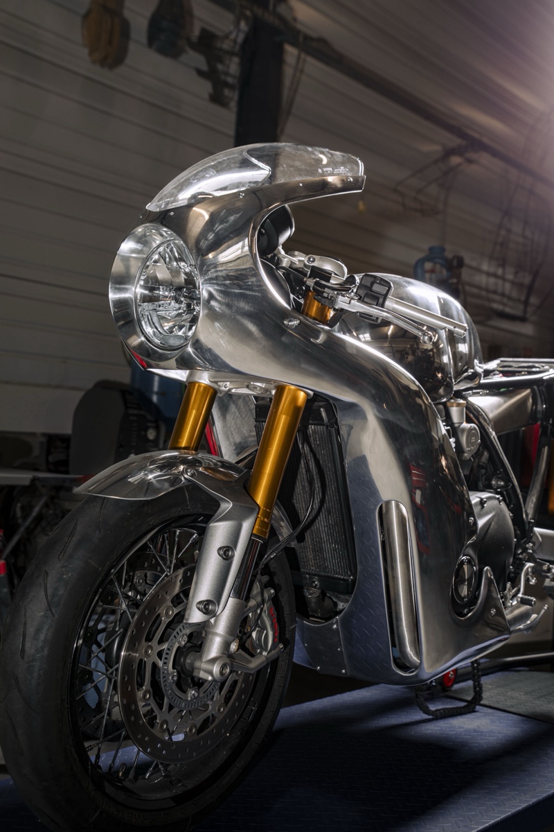 Triumph Thruxton RS Cafe Racer