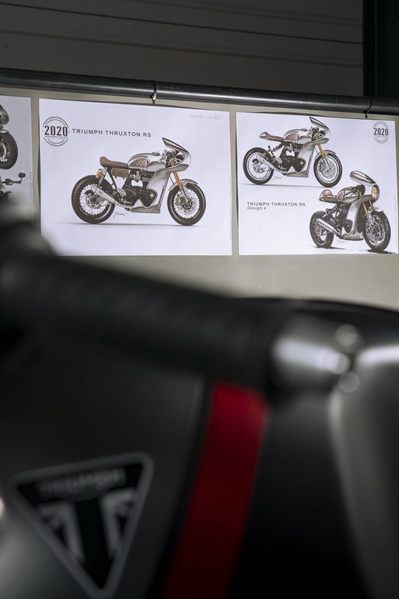 Triumph Thruxton RS Cafe Racer