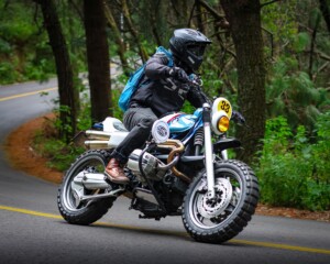 BMW R1100RT Scrambler