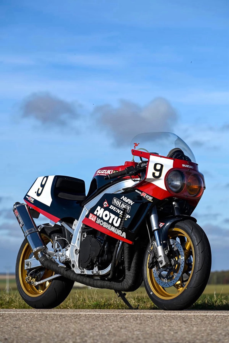 Suzuki GSX-R1100