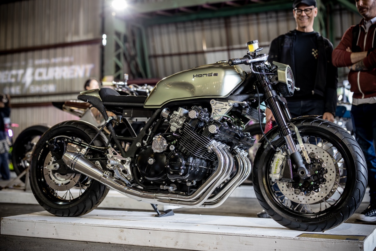★CBX1000風6気筒エンジン(CB750Ｆフルカスタム)★ 45年前の“ホンダの名車”を現代風にアレンジ！ ボアアップされた6気筒