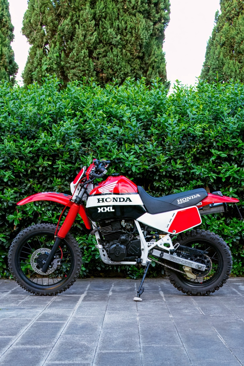 Honda XL600 Custom