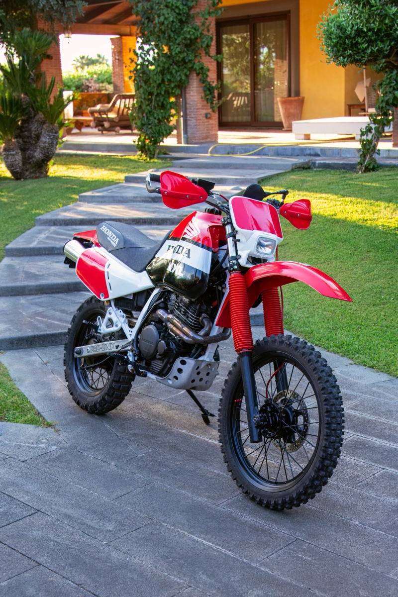 Honda XL600 Custom