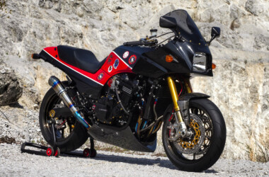 Kawasaki GPz900R Ninja 900 Restomod