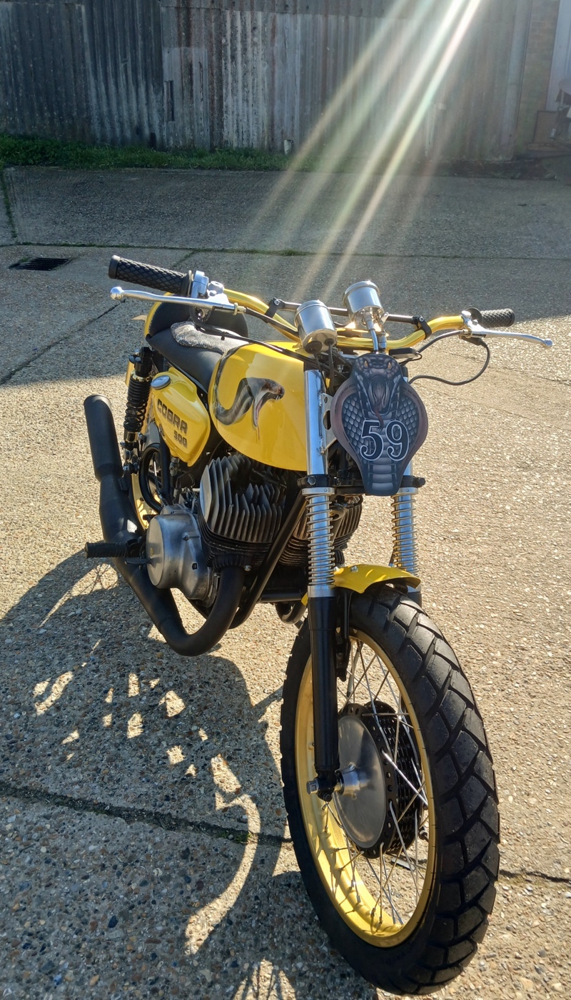Suzuki T500 Cobra