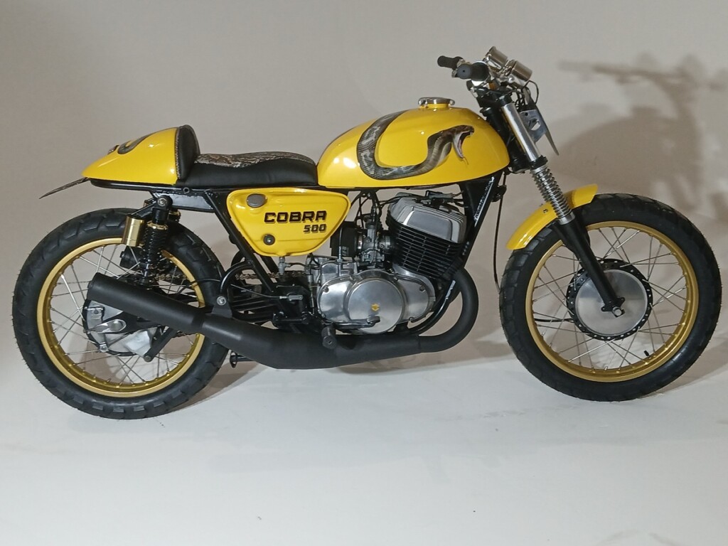 Suzuki T500 Cobra