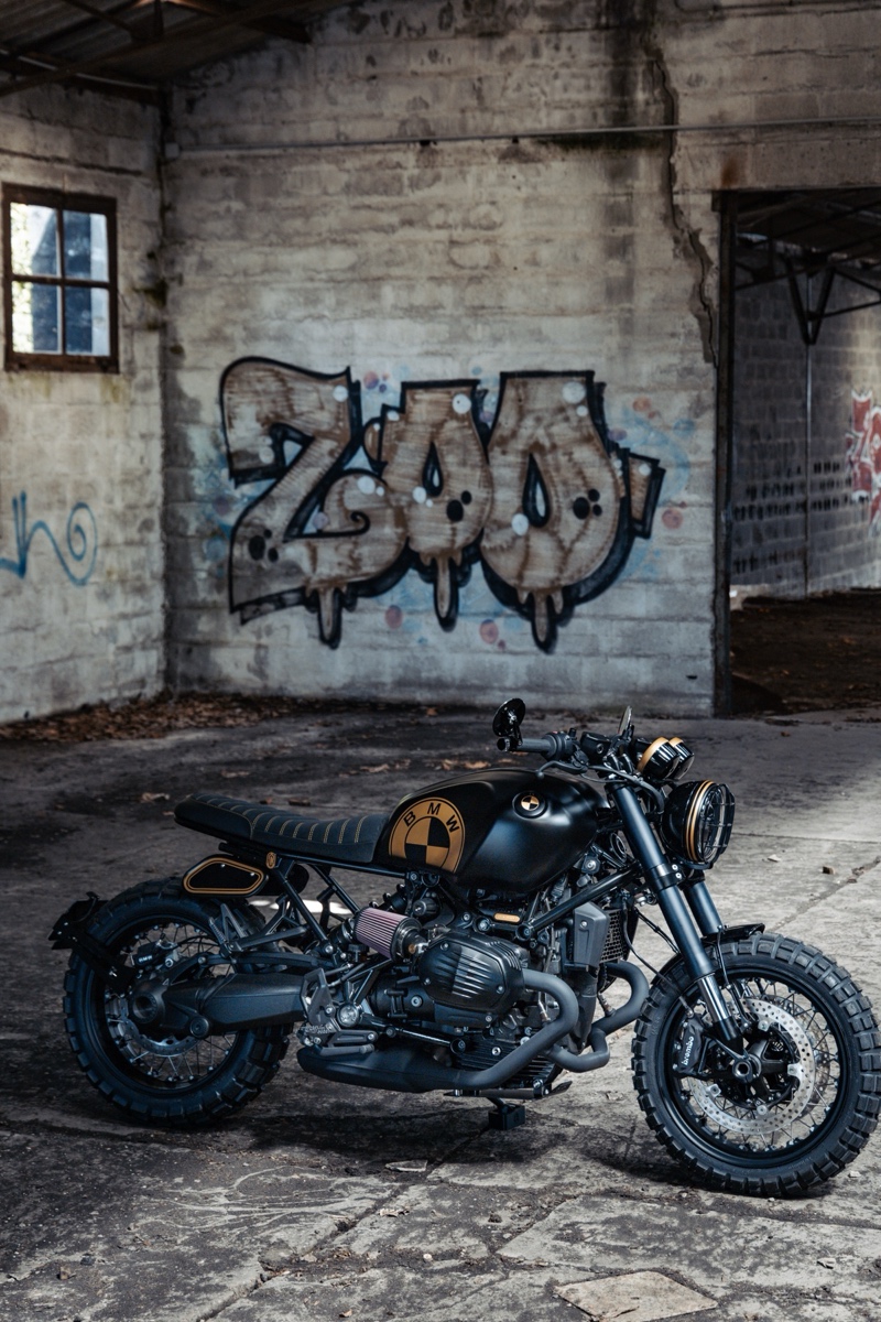 BMW R12 Custom