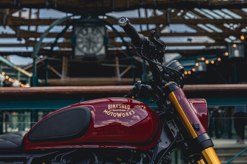 Royal Enfield Bear 650 Desert Sled