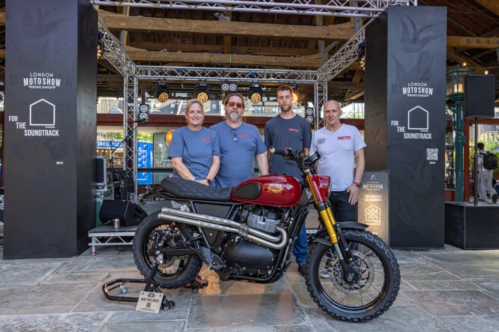 Royal Enfield Bear 650 Desert Sled