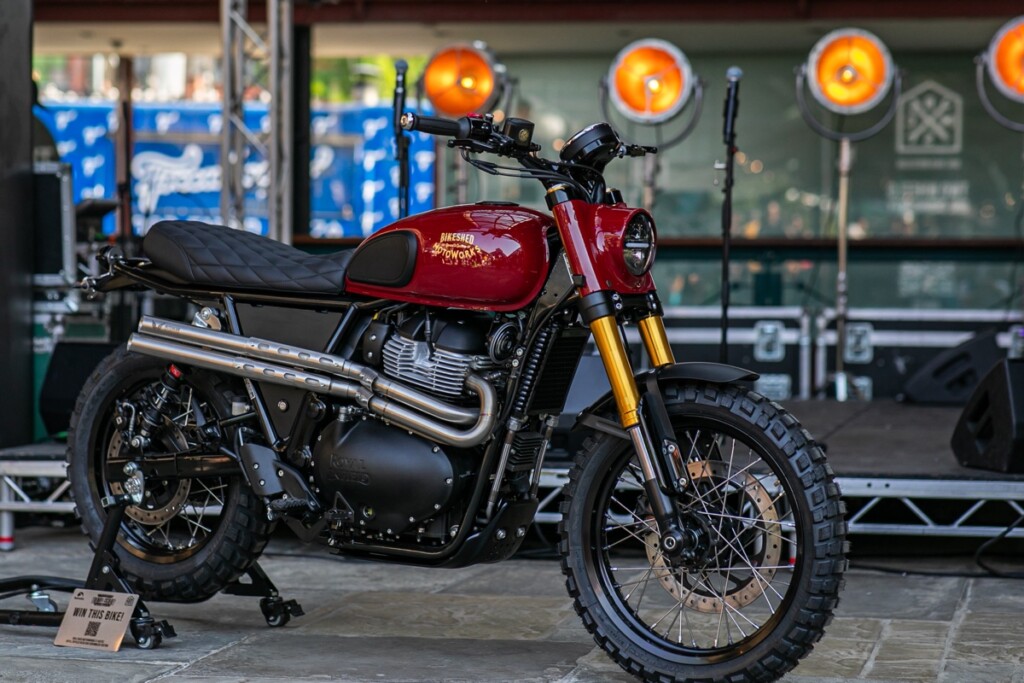 Royal Enfield Bear 650 Desert Sled