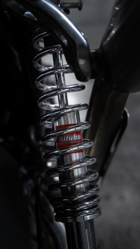 Kawasaki ZRX1200 Restomod
