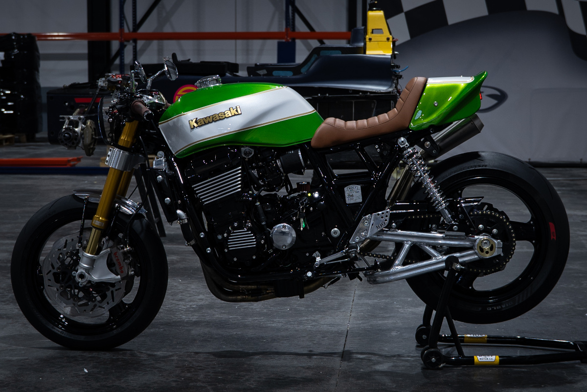 Kawasaki KAWASAKI ZRX1100 ZRX1200 the Looking ZRX1200R Back by