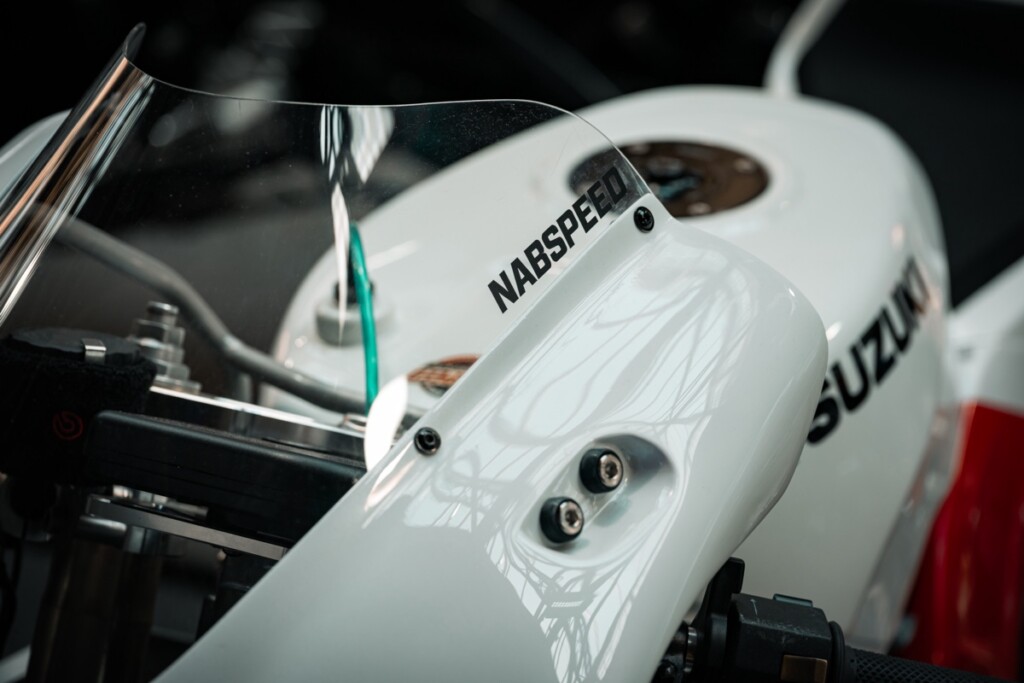 Suzuki RGV250 Pepsi