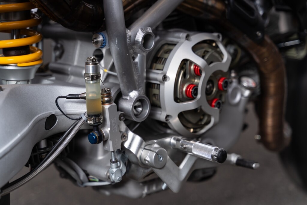 Desmoto Custom Ducati Supermoto