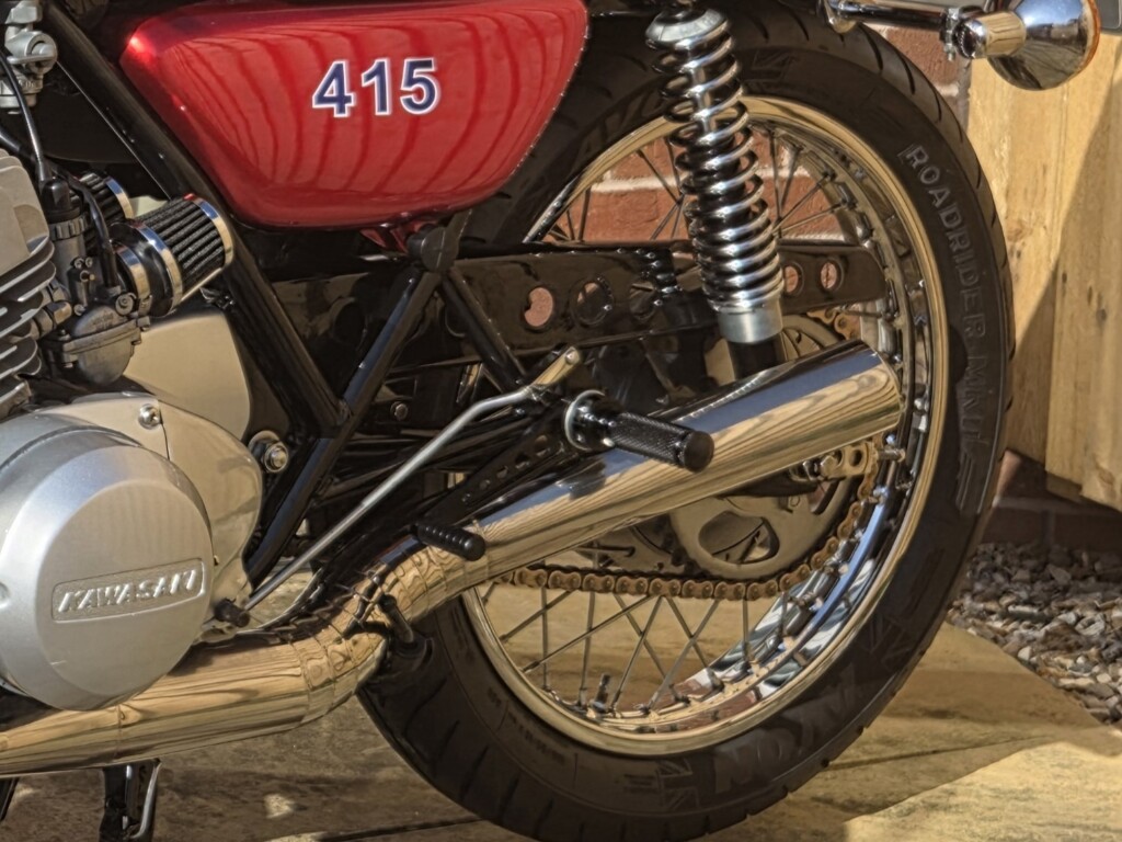 Kawasaki S2 415