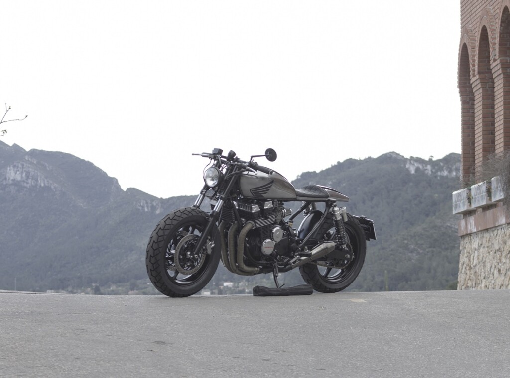 Honda CB750 Nighthawk Cafe Racer