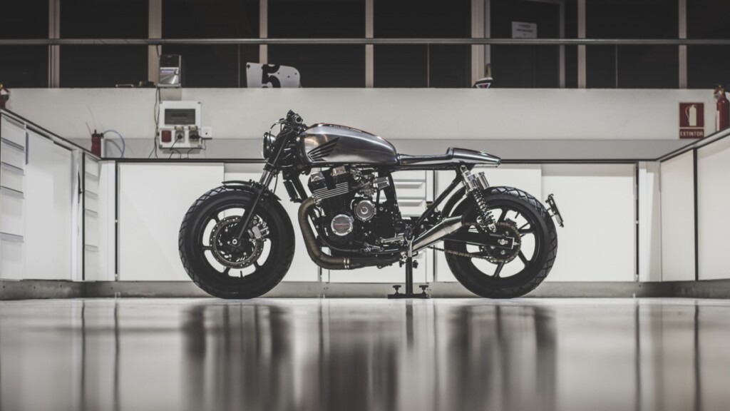 Honda CB750 Nighthawk Cafe Racer