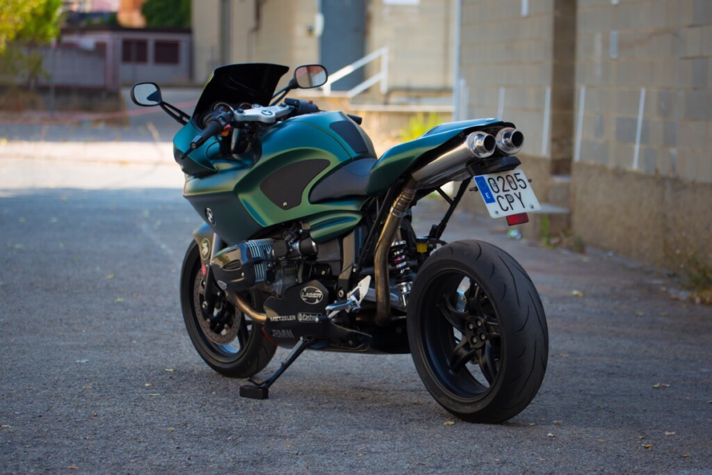 BMW R1100S Custom