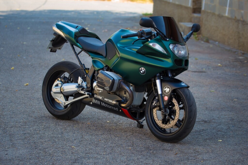 BMW R1100S Custom