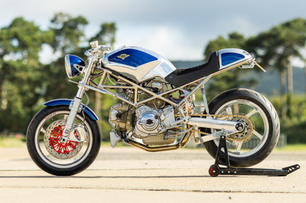 Ducati Monster 900 Custom